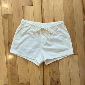 AERIE white elastic waist short size XS